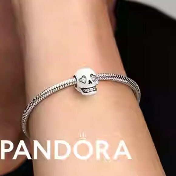 Pandora 925 silver Glow-in-the-dark Sparkling Skull Bracelet Bead Charms - Picture 2 of 5